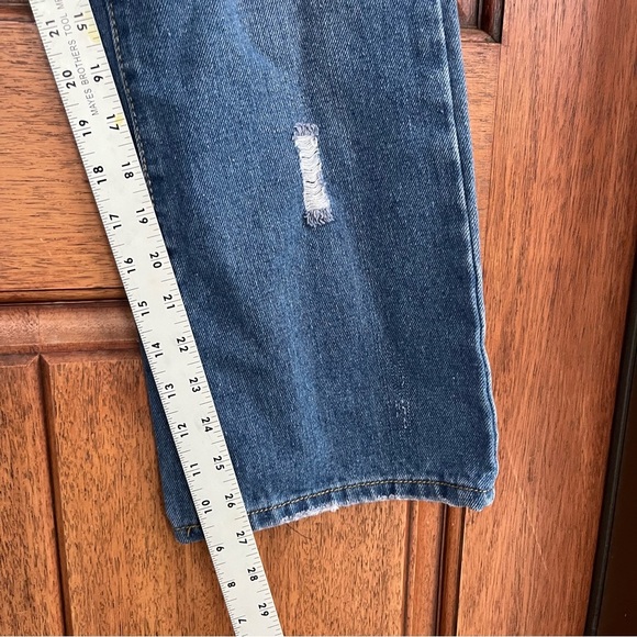 Zara Distressed Straight Leg Jeans - Picture 8 of 8